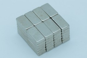 Магніт неодимовий 9x4,6x0,7 мм