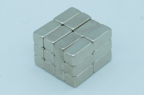Магніт неодимовий 9x4,5x4,5 мм